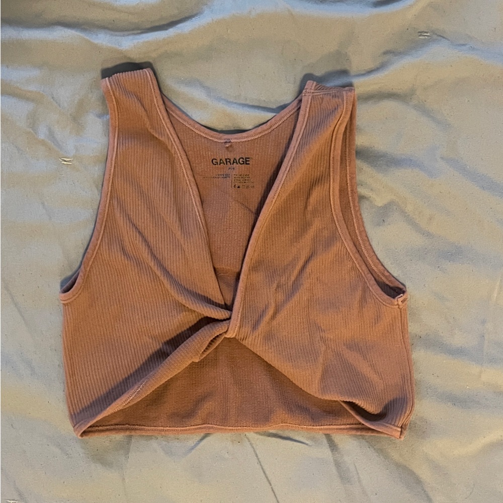 Crop tops